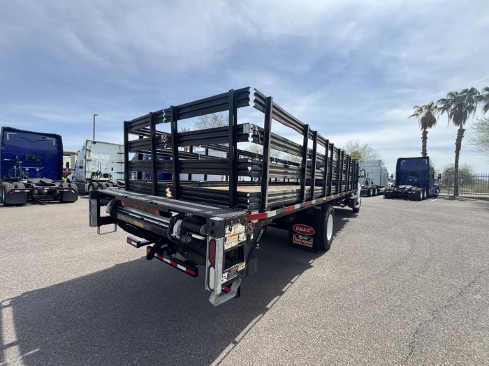 2018 Ford F-650-4