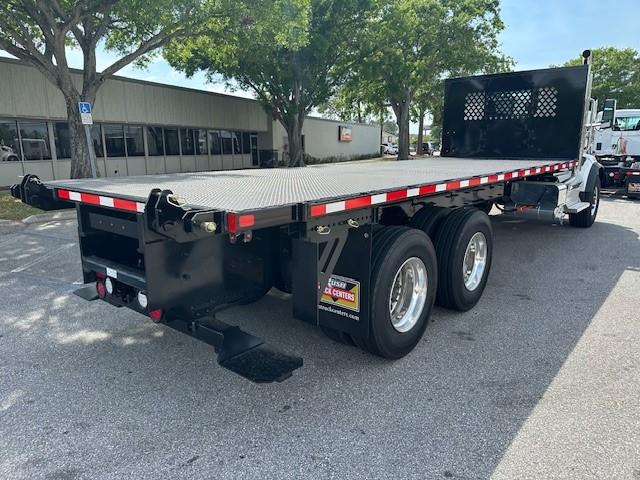 2025 Peterbilt 567-5