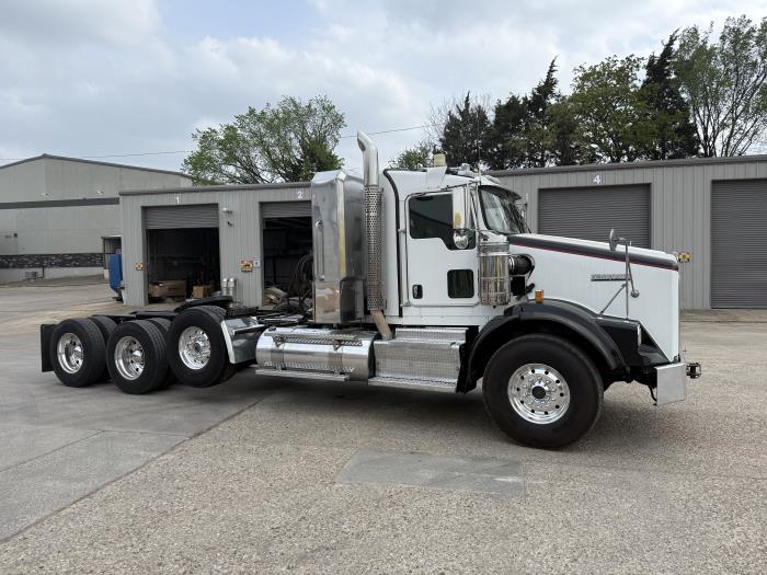 2015 Kenworth T800-4