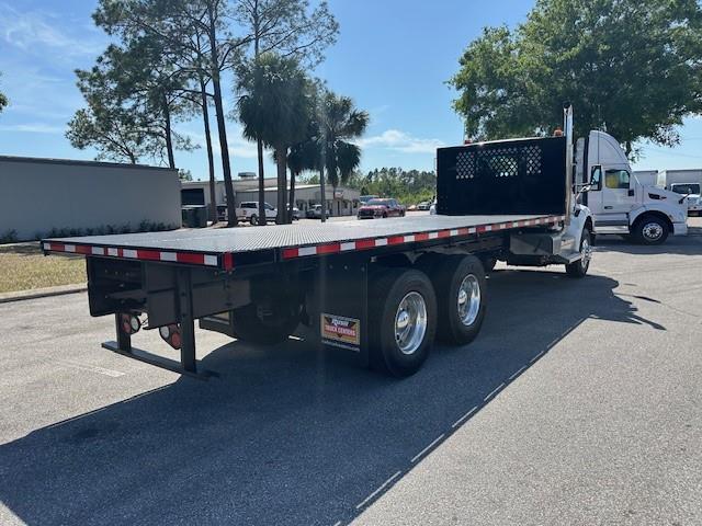 2025 Peterbilt 548-5