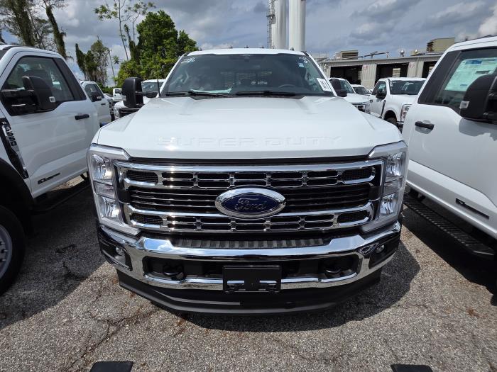 2025 Ford F-450-3