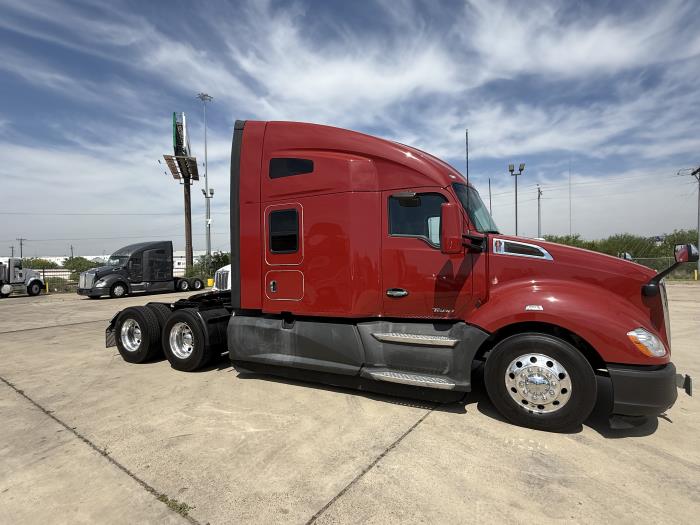 2021 Kenworth T680-4