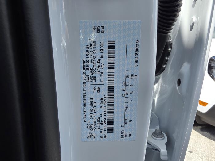 2025 Ford F-550-22