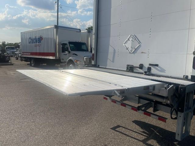 2020 Peterbilt 337-6