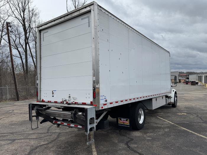2019 Freightliner Business Class M2 106-5