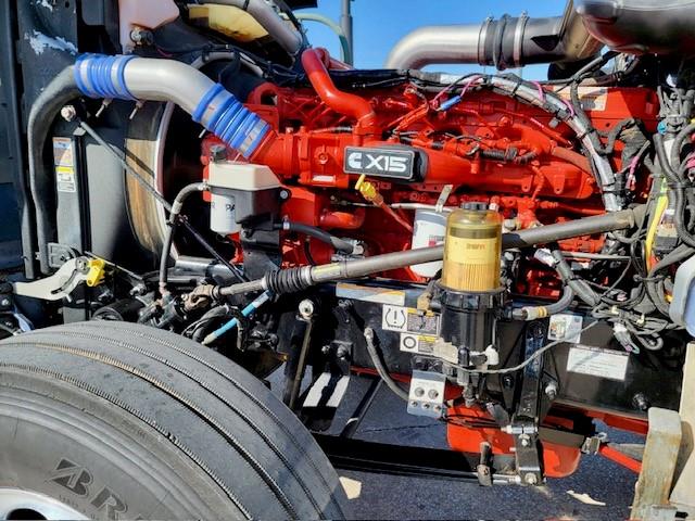 2023 Peterbilt 389-23