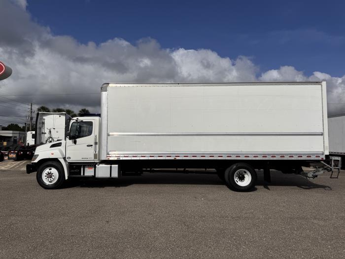 2019 Hino 268A-2