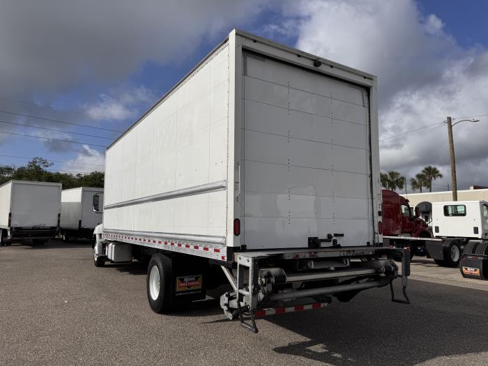 2019 Hino 268A-3