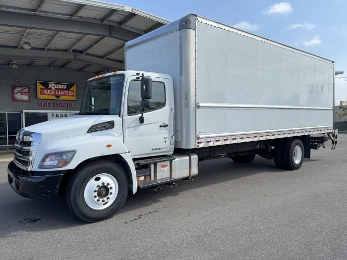 2019 Hino 268A-1