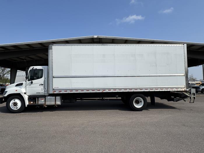 2019 Hino 268A-2