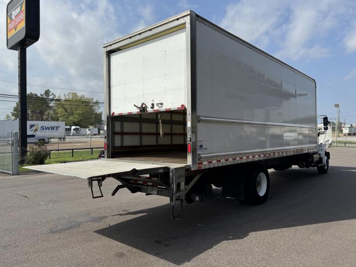 2019 Hino 268A-16