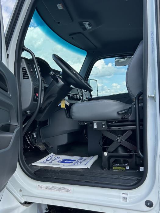 2025 Peterbilt 536-4