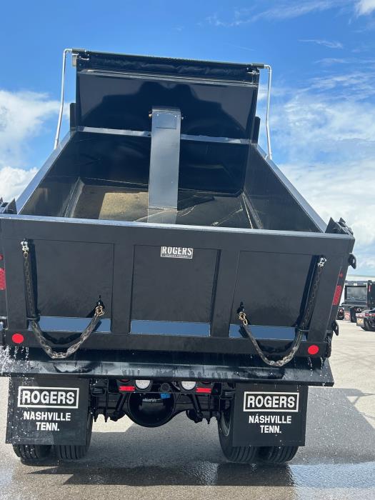 2025 Peterbilt 536-8
