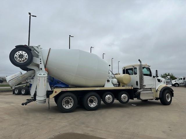 2025 Peterbilt 567-8