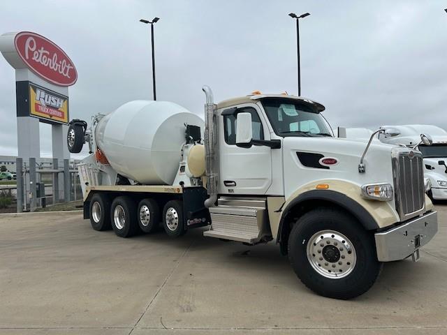 2025 Peterbilt 567-10