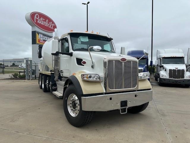 2025 Peterbilt 567-11