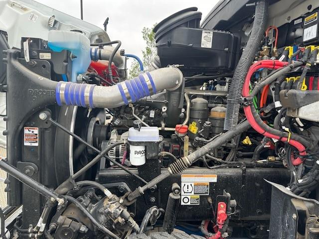2025 Peterbilt 567-13