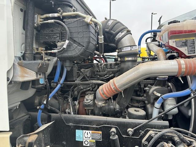 2025 Peterbilt 567-14