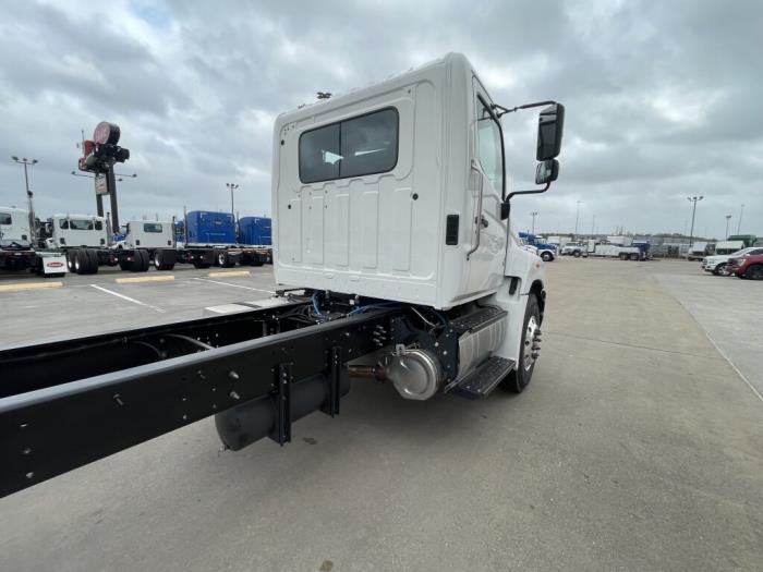 2025 Hino XL8-6
