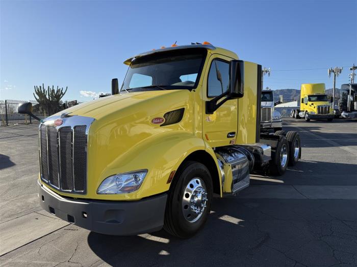 2021 Peterbilt 579-1