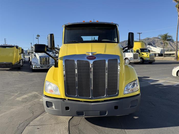 2021 Peterbilt 579-2