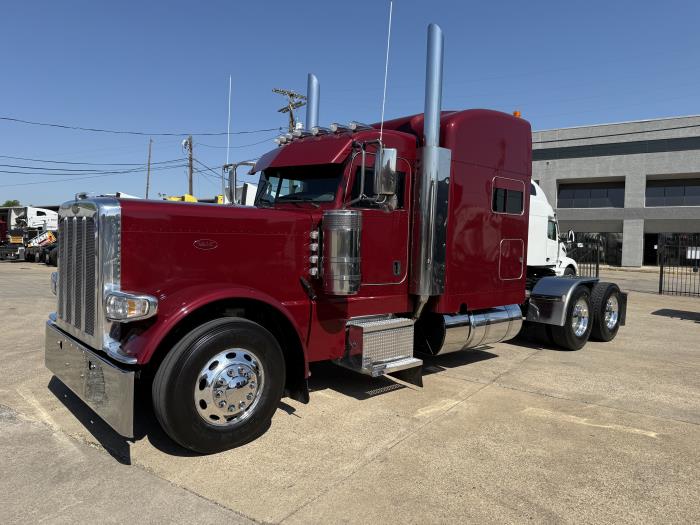 2023 Peterbilt 389-1