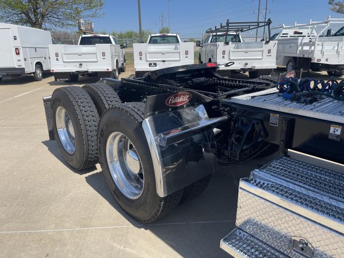 2021 Peterbilt 389-5