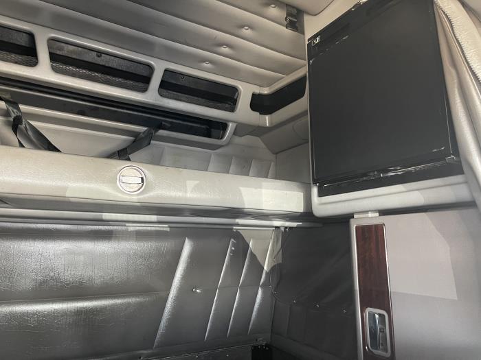 2021 Peterbilt 389-22