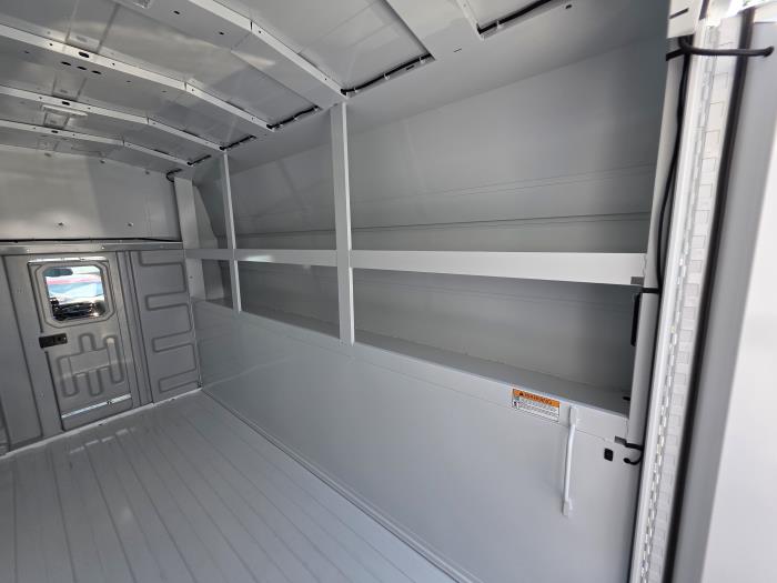 2025 Ford E-350-12