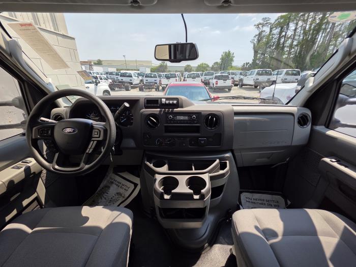 2025 Ford E-350-16