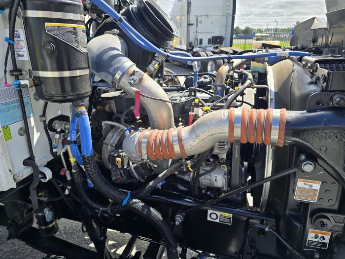 2022 Peterbilt 337-10