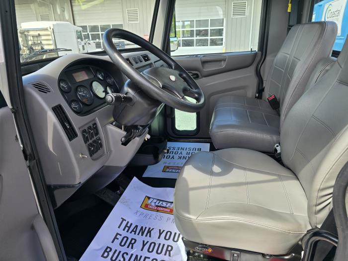 2022 Peterbilt 337-11