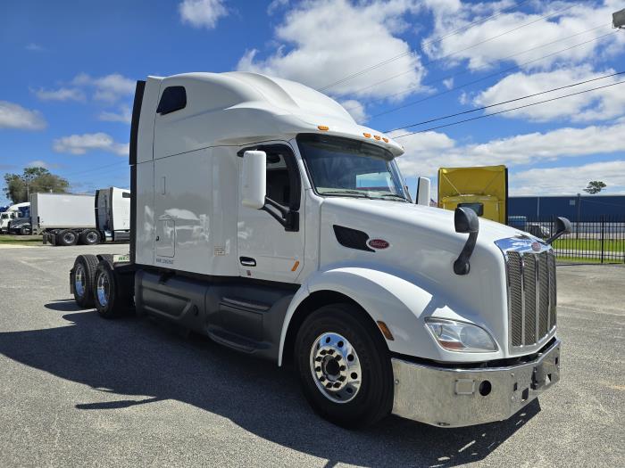 2020 Peterbilt 579-8