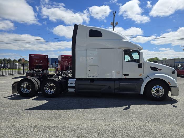 2020 Peterbilt 579-6