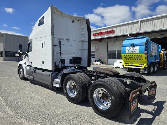 2020 Peterbilt 579-3