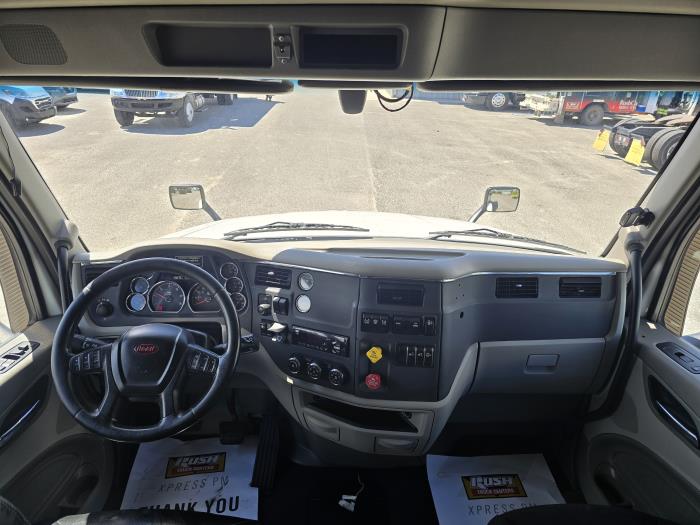 2020 Peterbilt 579-14