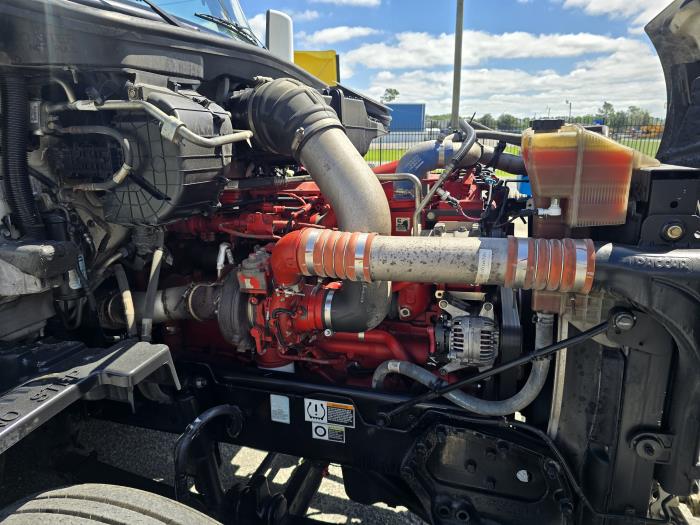 2020 Peterbilt 579-23