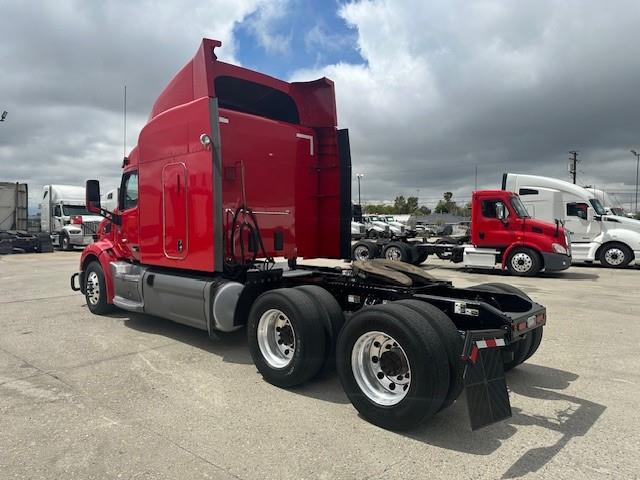 2021 Peterbilt 579-9