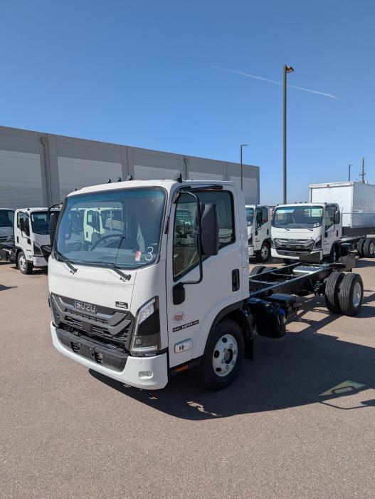 2025 Isuzu NPR-HD-2
