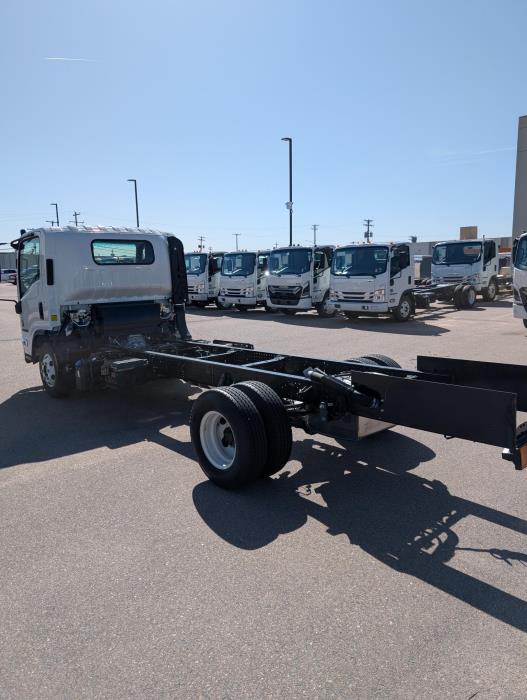 2025 Isuzu NPR-HD-7