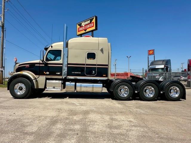 2022 Peterbilt 567-3
