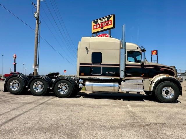 2022 Peterbilt 567-6