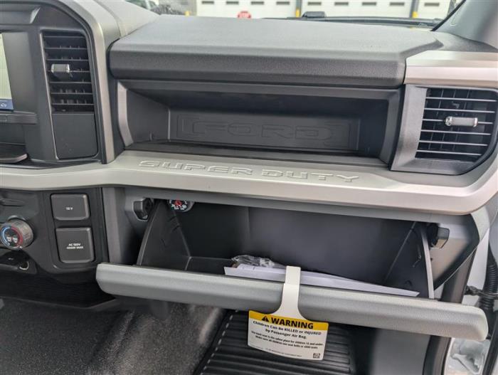 2025 Ford F-250-17