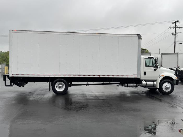 2018 International 4300-6