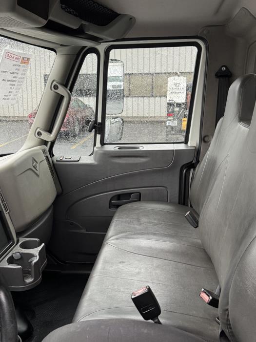 2018 International 4300-12