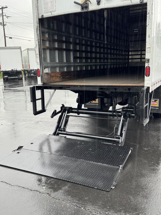 2018 International 4300-22