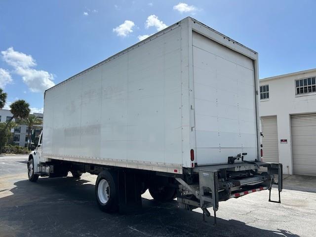 2019 Freightliner Business Class M2 106-3