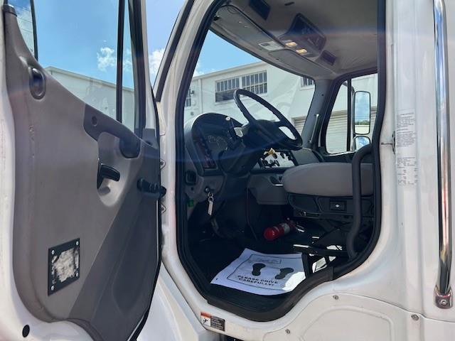2019 Freightliner Business Class M2 106-10