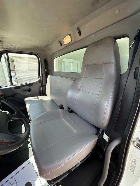 2019 Freightliner Business Class M2 106-11