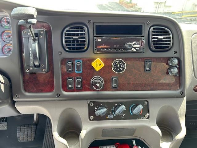 2019 Freightliner Business Class M2 106-13